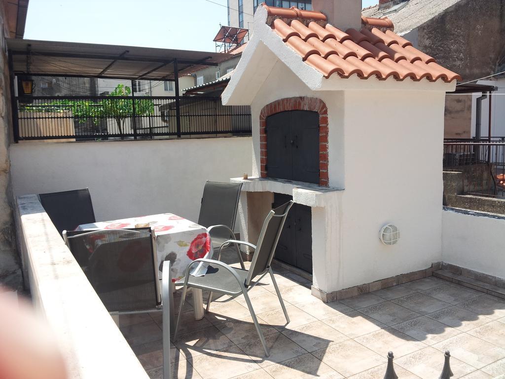 Apartments Bepina- 5 Mins From The Center Split Cameră foto